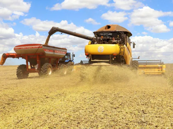 Com queda nos preços e na safra de grãos, valor da produção agrícola cai pelo segundo ano seguido