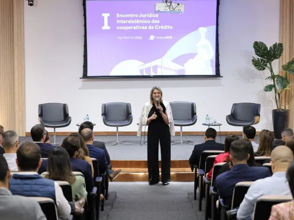 Cooperativismo de crédito realiza I Encontro Jurídico no Sistema OCB