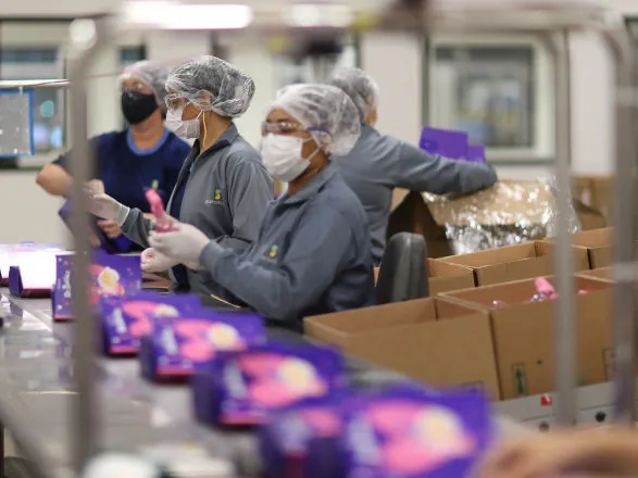 Com alta de 4,3%, Paraná registra 3ª maior alta industrial do País em 2025, mostra IBGE