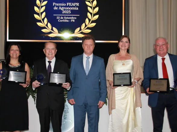 Protagonismo: Gallassini recebe Prêmio FEAPR e Agronomia 2025 