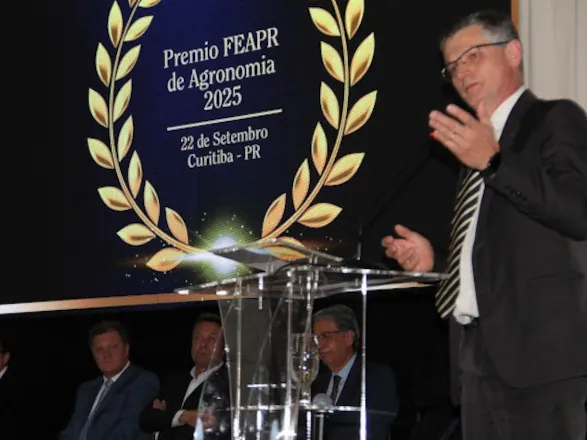 Prêmio FEAPR evidencia protagonismo da agronomia