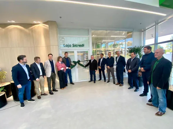 Espaço com produtos da marca é inaugurado na sede da Sicredi Soma