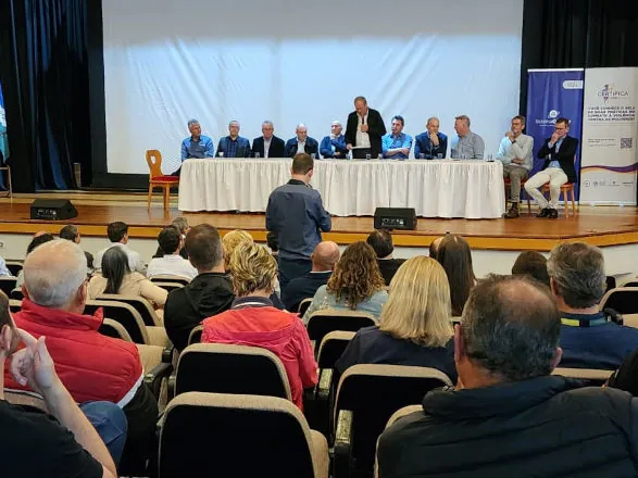 Encontro de Núcleos Cooperativos em Guarapuava reúne lideranças para debater estratégias e cenários globais