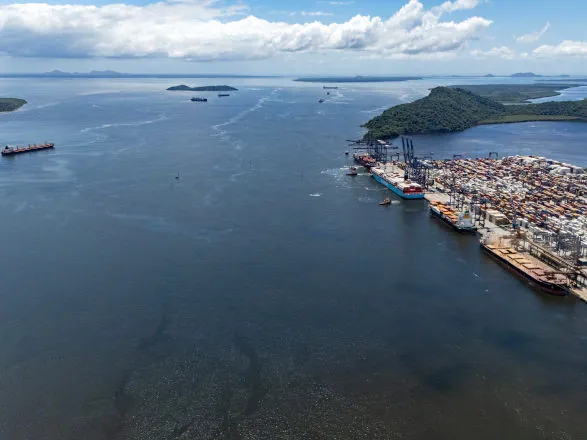 Inédito no Brasil: canal de acesso do Porto de Paranaguá vai a leilão nesta quarta na B3