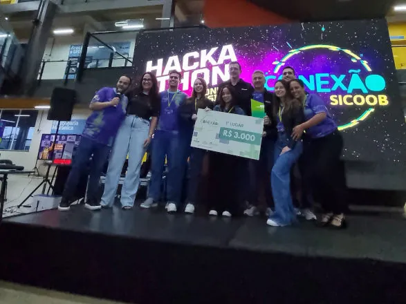 Conexão Sicoob 2025 inspira inovação e liderança entre jovens cooperativistas de Cascavel/PR 