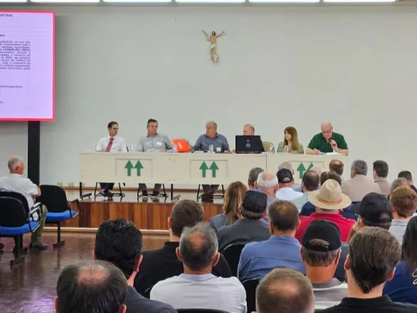 AGE aprova mudanças que atualizam e modernizam o estatuto da Coopavel