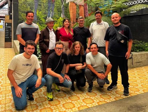 Campeões do hackathon do Show Rural conhecem ecossistema de inovação da Colômbia