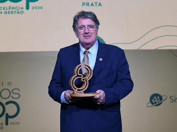 Unimed Cascavel celebra conquista da prata no Prêmio SomosCoop Excelência em Gestão 2025