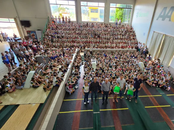 Encerramento do Programa Cooperjovem mobiliza mais de 700 crianças em Marechal Cândido Rondon