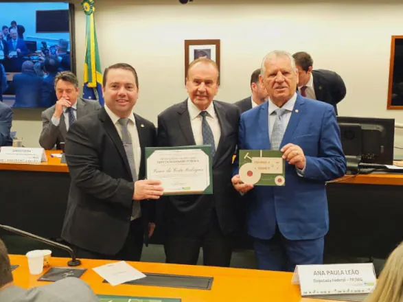Lar recebe Prêmio Mérito Agropecuário Deputado Homero Pereira em Brasília
