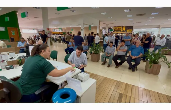 Cocamar: cooperados comemoram a distribuição de sobras