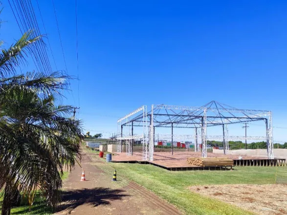 Empresas já estão autorizadas a montar estandes para o Show Rural