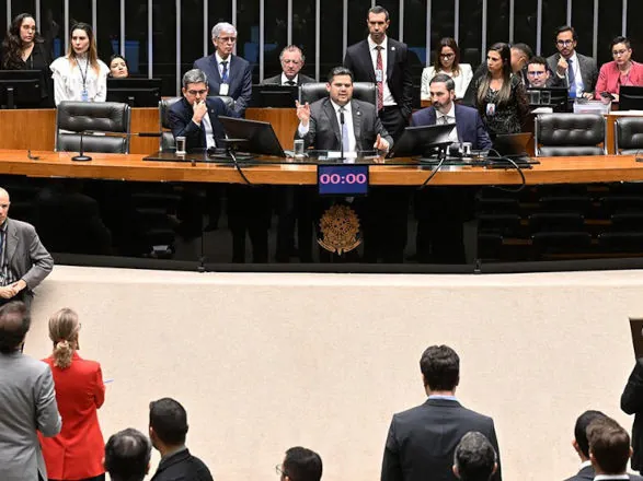 Congresso aprova Orçamento de R$ 6,5 trilhões e R$ 61 bilhões em emendas