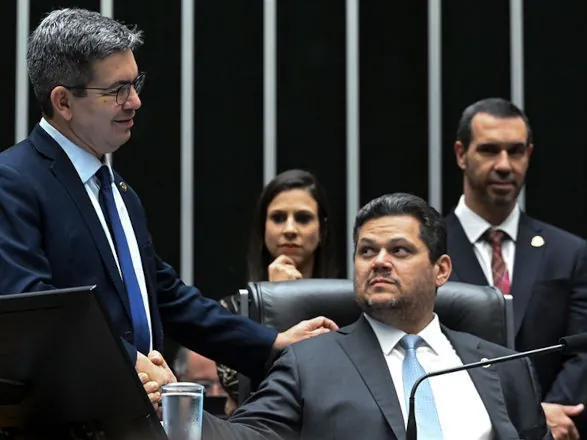 Congresso aprova reforço orçamentário para ministérios e Presidência