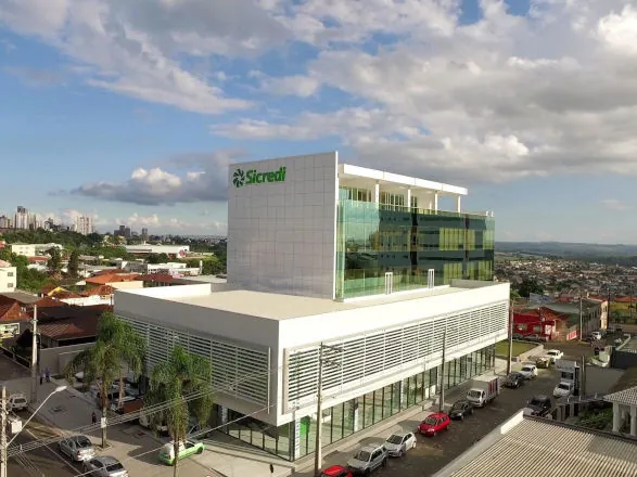 Sicredi inicia distribuição de resultados com pagamento de juros ao capital para associados