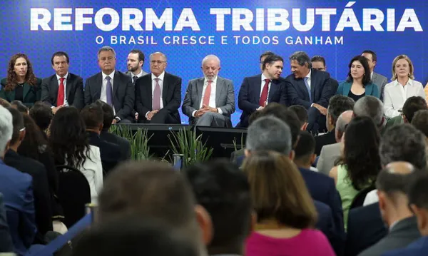 Governo Federal sanciona lei que cria comitê gestor e lança plataforma da reforma tributária