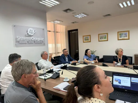 Sistema Ocepar recebe reitor e equipe da UTFPR   