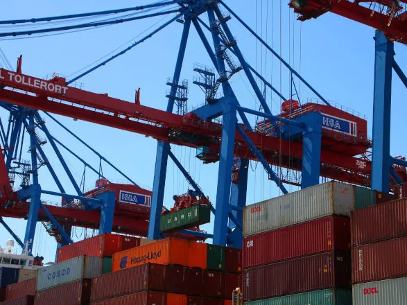 Novas tarifas de Trump poupam 46% das exportações do Brasil aos EUA