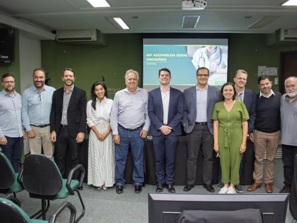 Nova diretoria da Unimed Ponta Grossa é eleita durante Assembleia Geral Ordinária