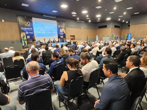 Curitiba sedia 69ª Assembleia da Asbraer