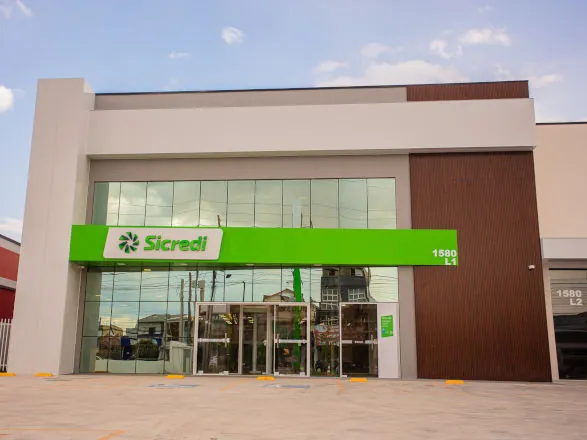 Sicredi inaugura agência no bairro Sítio Cercado em Curitiba