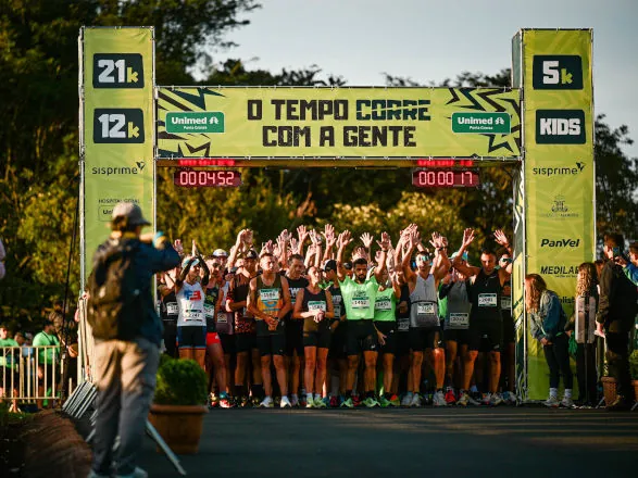 Meia Maratona Unimed Ponta Grossa movimenta o Parque Vila Velha