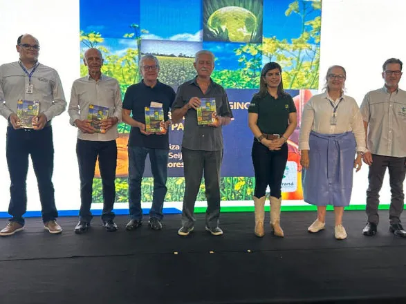 Livro do IDR-Paraná apresenta alternativas à dependência da soja no biodiesel