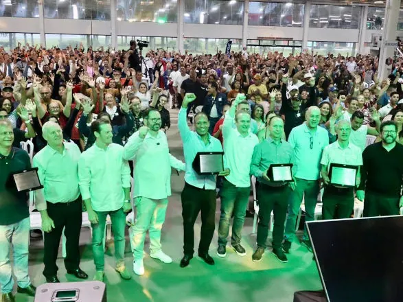 Congresso da Fetracoop bate recorde de público, com mais de 3,5 mil pessoas em Cascavel 