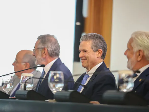 Promulgação do acordo Mercosul-União Europeia abre novas oportunidades para o agro, afirma ministro André de Paula