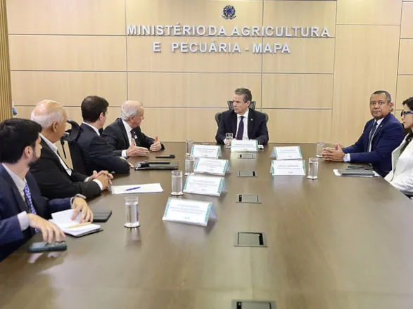 Ministro André de Paula recebe representantes da Rede ILPF no Mapa