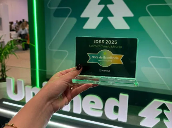 Unimed Campo Mourão recebe prêmio de excelência em evento nacional