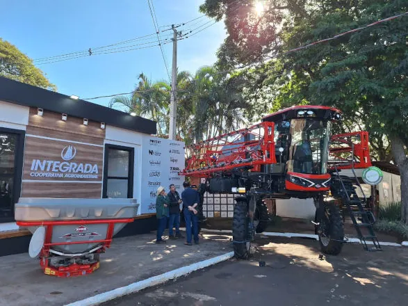 Estande da Integrada reúne cooperados e visitantes na Expoingá