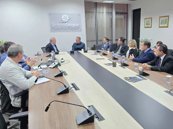 Nova diretoria da Unimed Curitiba visita Sistema Ocepar 