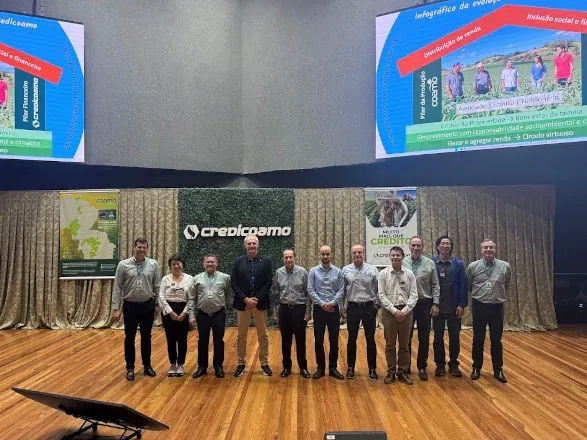 Dirigentes do Bacen visitam Coamo e Credicoamo para avaliar seguro e financiamento rural