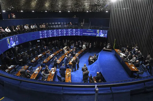 Projeto que permite renegociação de dívidas rurais é aprovado no Senado e retorna à Câmara