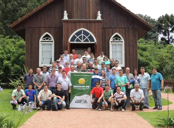 COOPTUR: Sicredi Fronteira visita Carambeí 