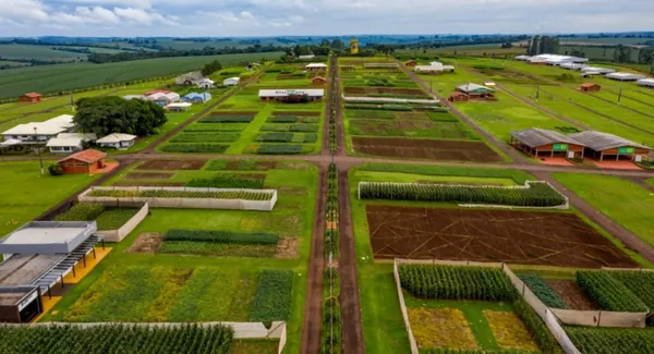 COOPAVEL: Show Rural informa link ao agendamento de visitas 