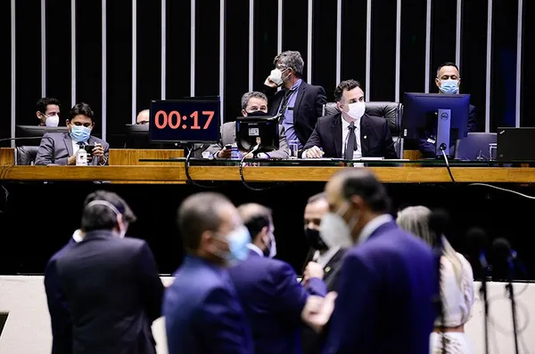 LEGISLATIVO: Congresso Nacional começa a analisar projeto da LDO para 2022