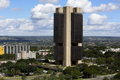 BC: Balança comercial puxa superávit recorde de contas externas em abril