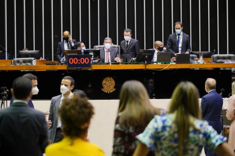 legislativo 04 06 2021