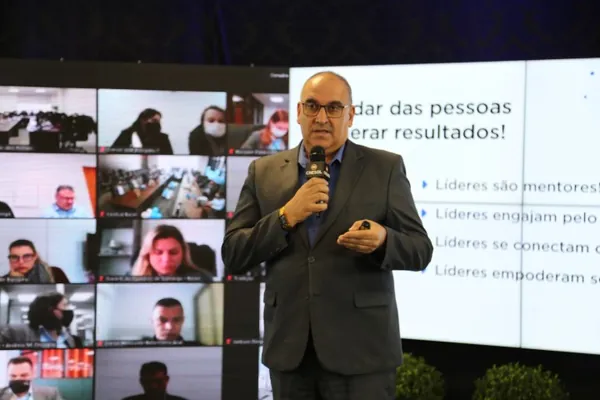 CRESOL: Evento on-line reuniu cerca de 500 líderes das cooperativas