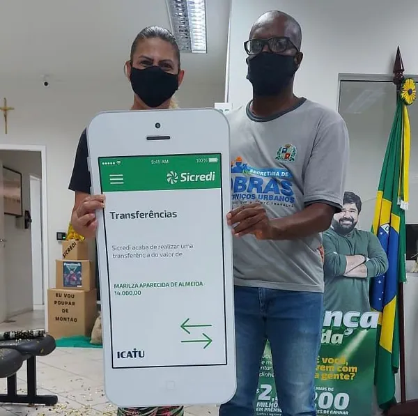 SICREDI UNIÃO PR/SP I: Associados são premiados em campanhas do seguro e da poupança 