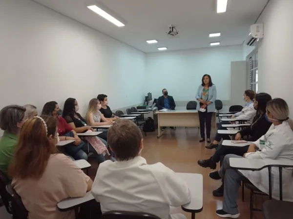 UNIMED PONTA GROSSA: Hospital Geral Unimed nomeia novo Comitê de Ética de Enfermagem 