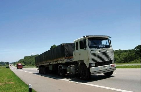 lei transporte cargas 25 10 2021