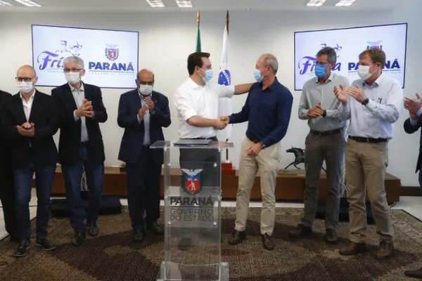 UNIUM: Com investimento previsto de R$ 460 milhões, cooperativas lançam projeto de queijaria no Paraná