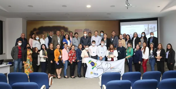 VISITA: Cooperativistas do Paraguai realizam imersão no cooperativismo de crédito do Brasil