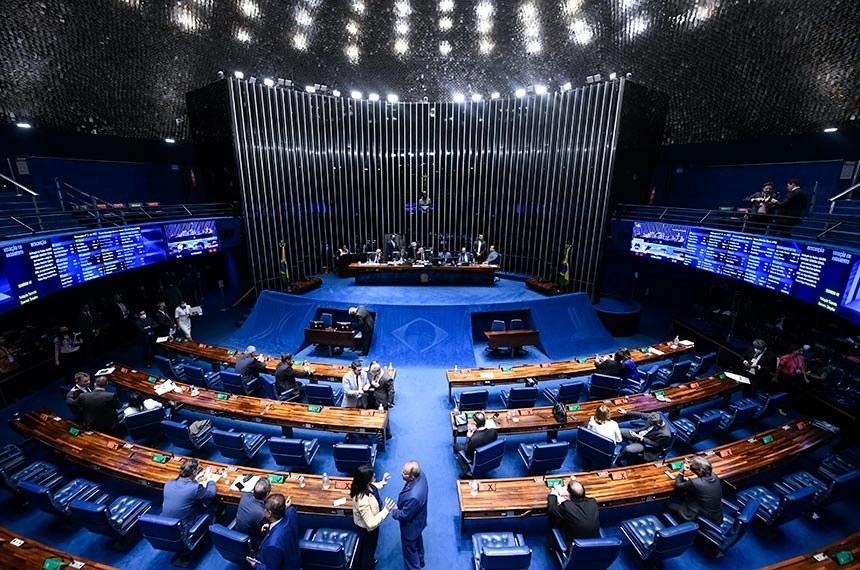 politica 25 04 2022