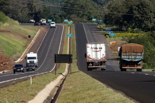 DER/PR: Paraná prepara fiscalização de cargas pesadas com balanças nas rodovias estaduais