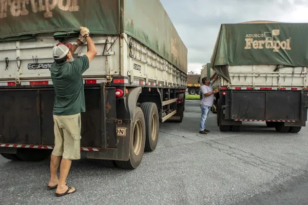 LEGISLAÇÃO: Medida provisória altera regra de atualização da tabela do frete rodoviário de cargas