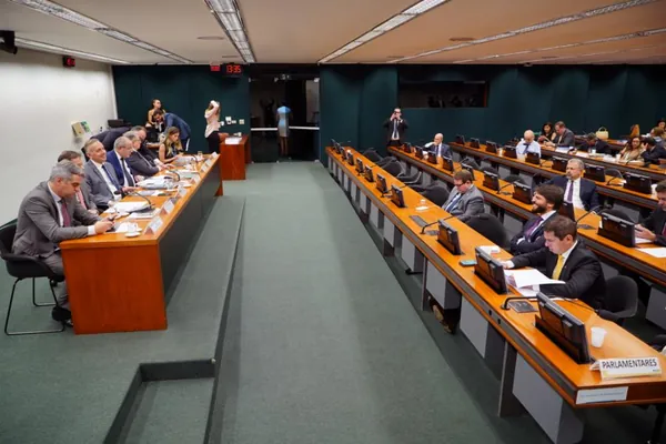 CÂMARA DOS DEPUTADOS: Comissão da Reforma Tributária vai ouvir presidente do Sistema OCB